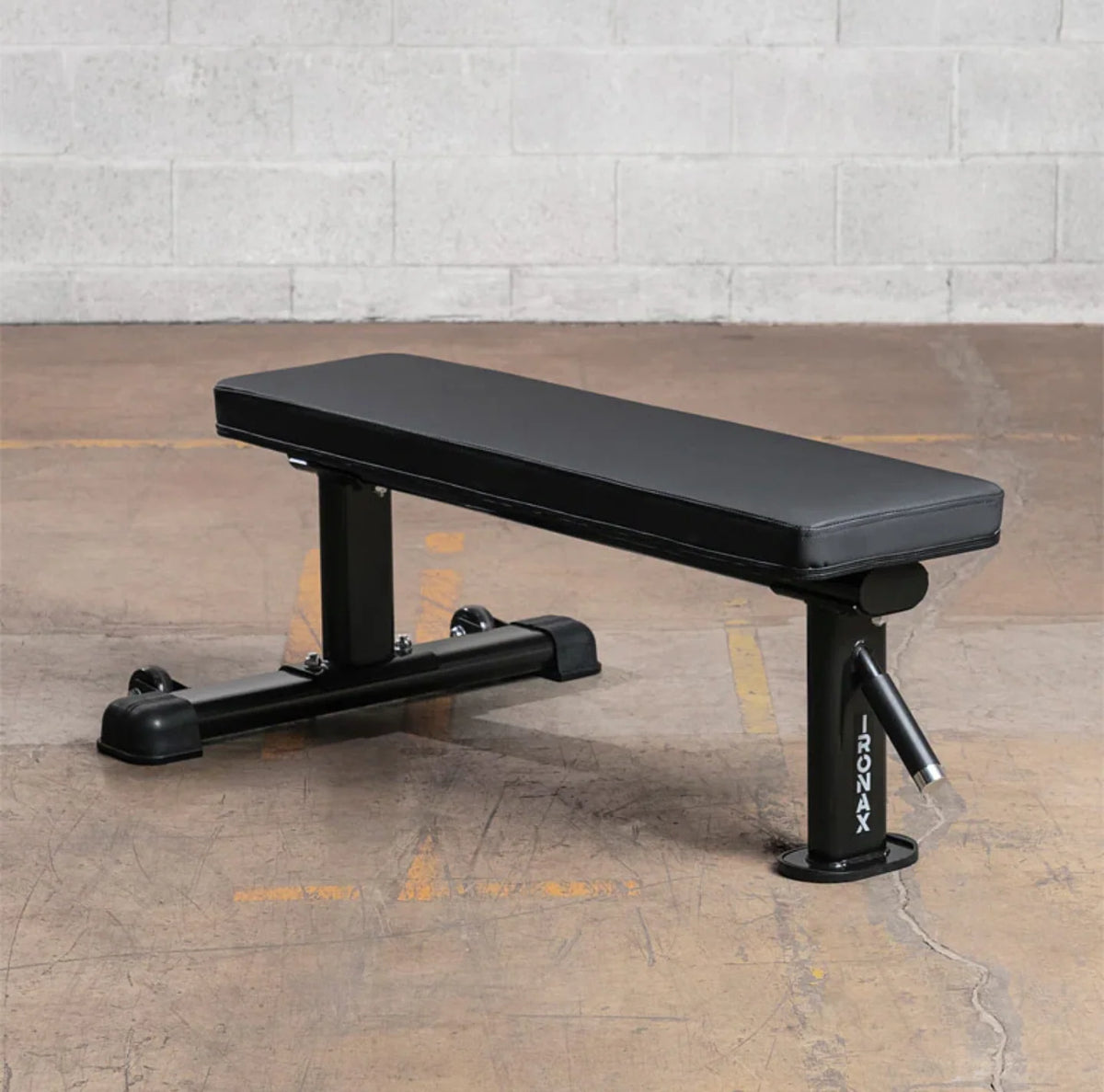 Banc plat IRONAX XFB1