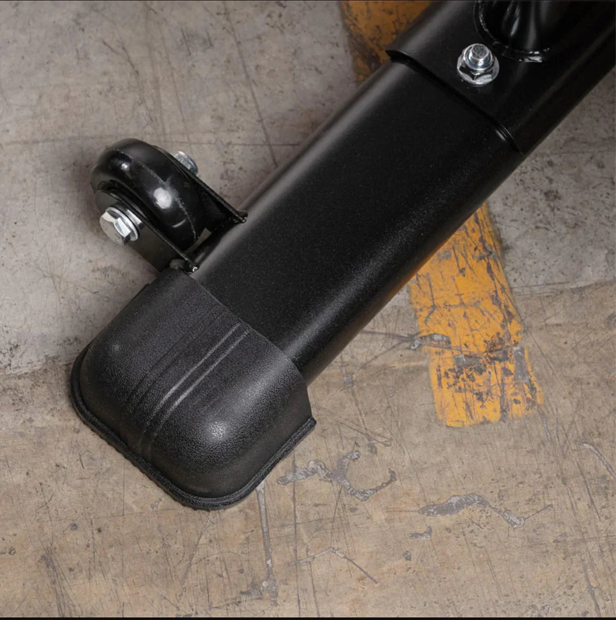 Banc plat IRONAX XFB1